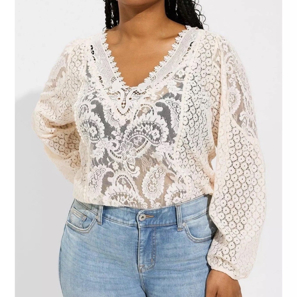 Torrid Sheer Long Sleeve Lace Top Size 2